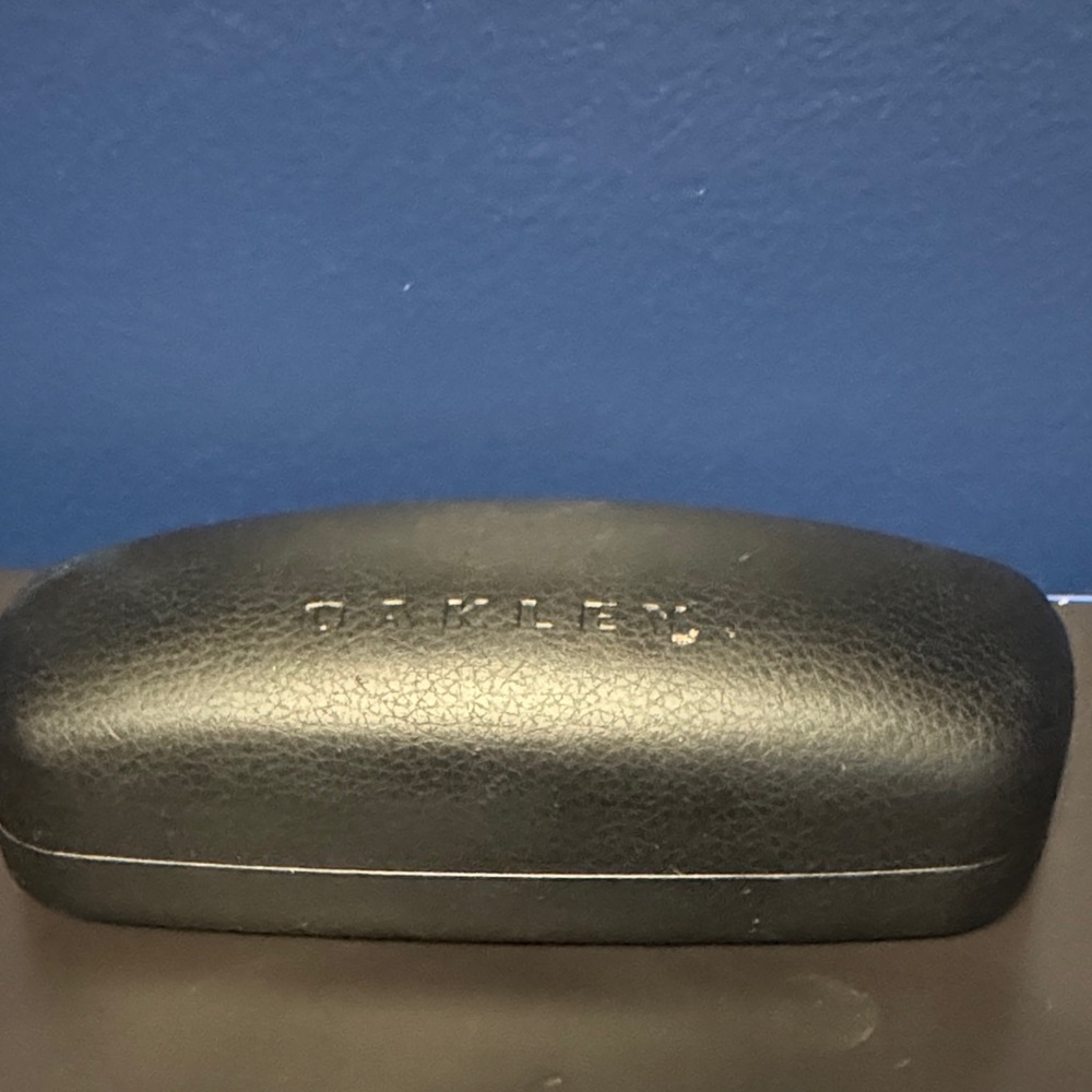 Oakley Textured Black Eyewear Case
